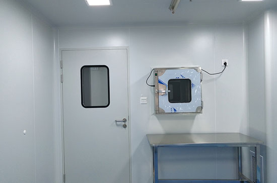 青島雨林食品廠采購(gòu)本公司傳遞窗